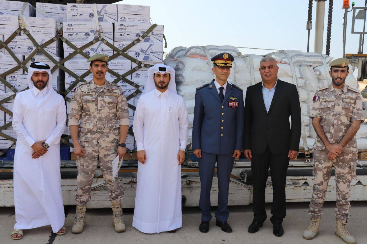 السفارة القطرية: وصول طائرة قطرية محملة ب 70 طنا من المواد الغذائية مقدمة للجيش اللبناني