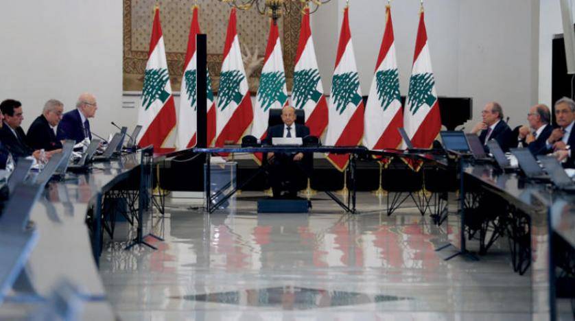 وزراء الحزب وأمل والمردة وآخرون يتجهون إلى تعليق عملهم في الحكومة