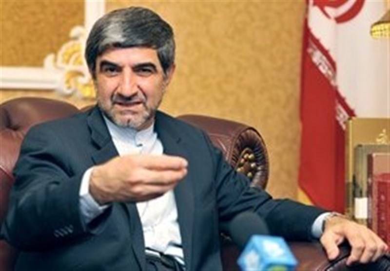 السفير الإيراني: مستمرون في  إرسال السفن المحملة بالوقود والتعاون مع لبنان في مجال الأدوية