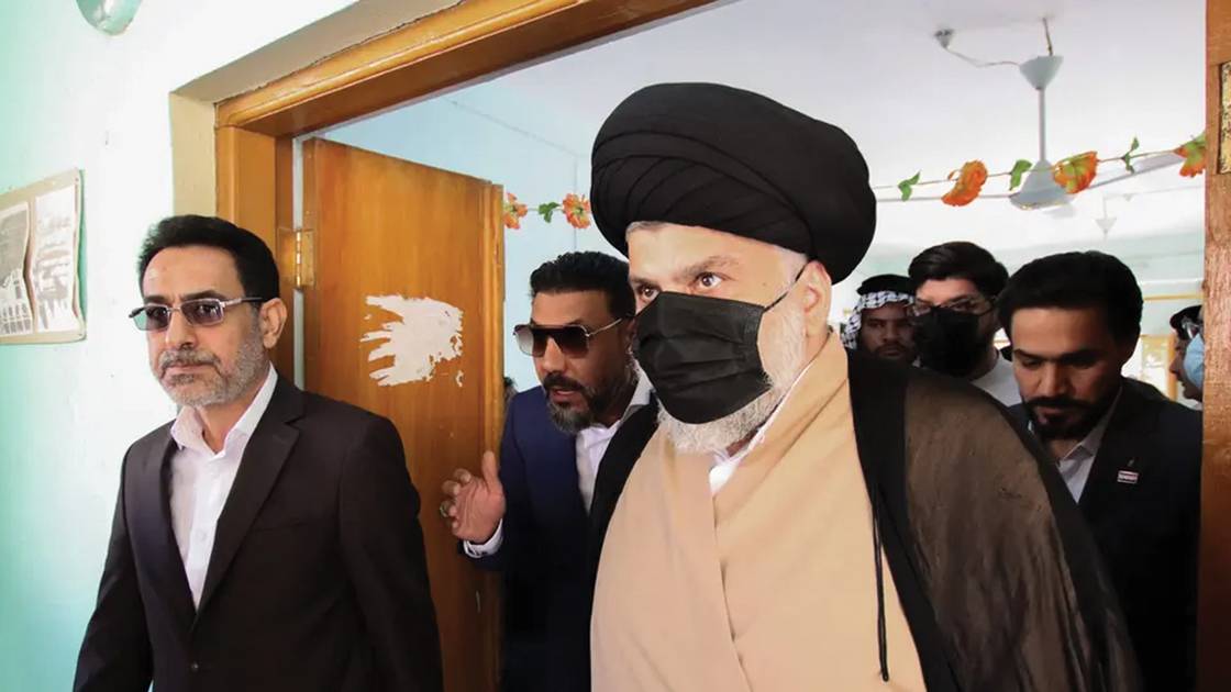 العراق: الكتل الخاسرة تطالب باعادة النظر في نتائج الانتخابات والصدر يحذر «للتحلي بالروح الوطنية»
