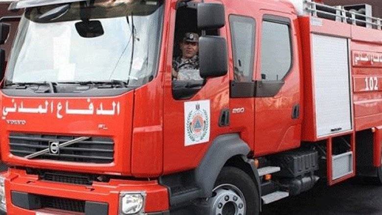 الدفاع المدني يخلي عدداً من العائلات المحاصرة في الطيونة