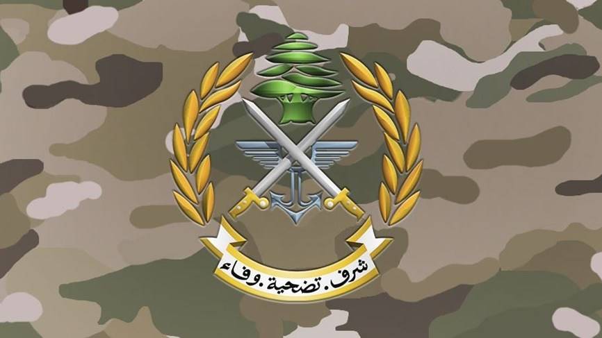 الجيش يحذر المسلحين باطلاق النار عليهم