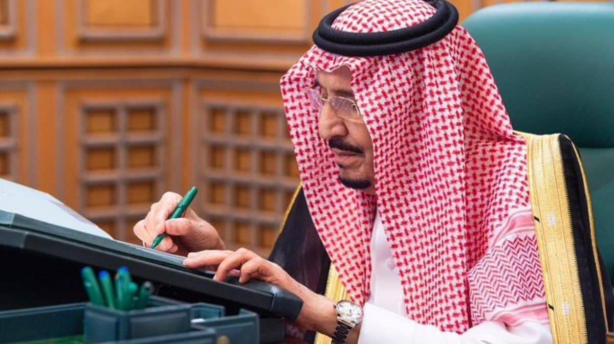 كيف علّق وزير الصحة السعودي على قرار إعفائه من منصبه؟