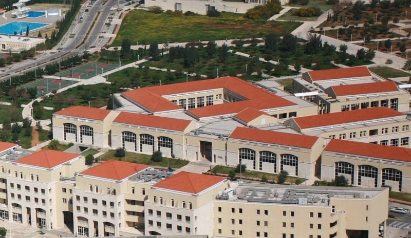 متعاقدو “اللبنانية”: لن ندخل الجامعة إلا متفرغين