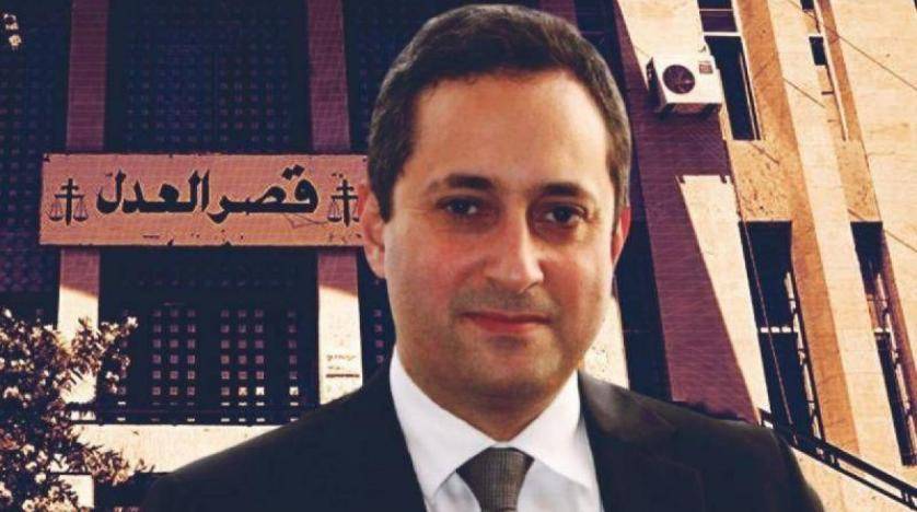رويترز: لا تنحي للقاضي بيطار