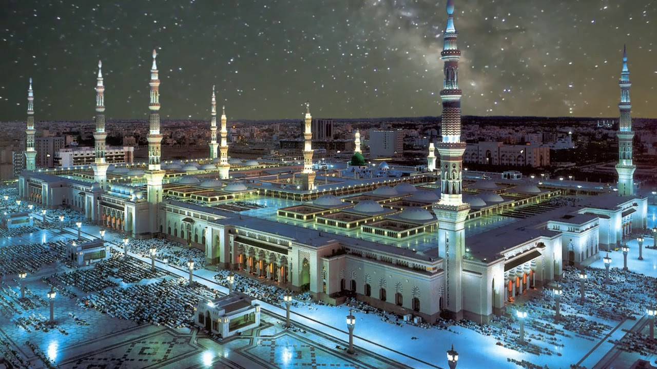 ازالة علامات التباعد في الصلاة من المسجد النبوي الشريف