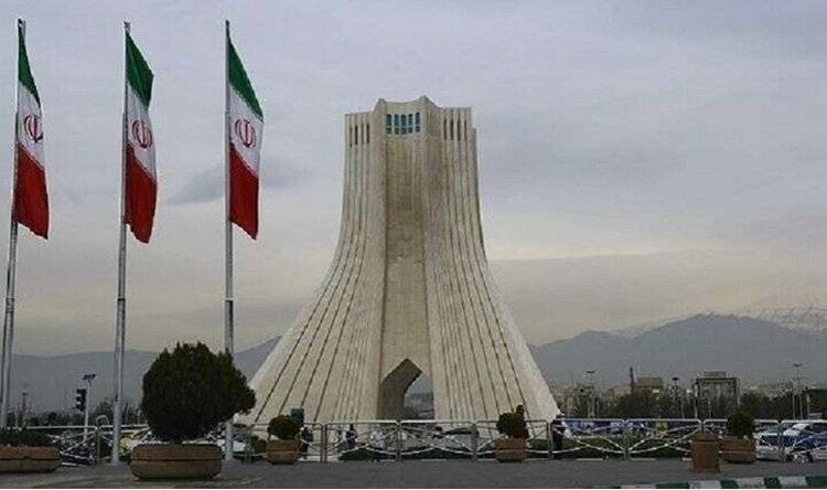 زلزال بقوة 5.1 يضرب محافظة كرمان الإيرانية