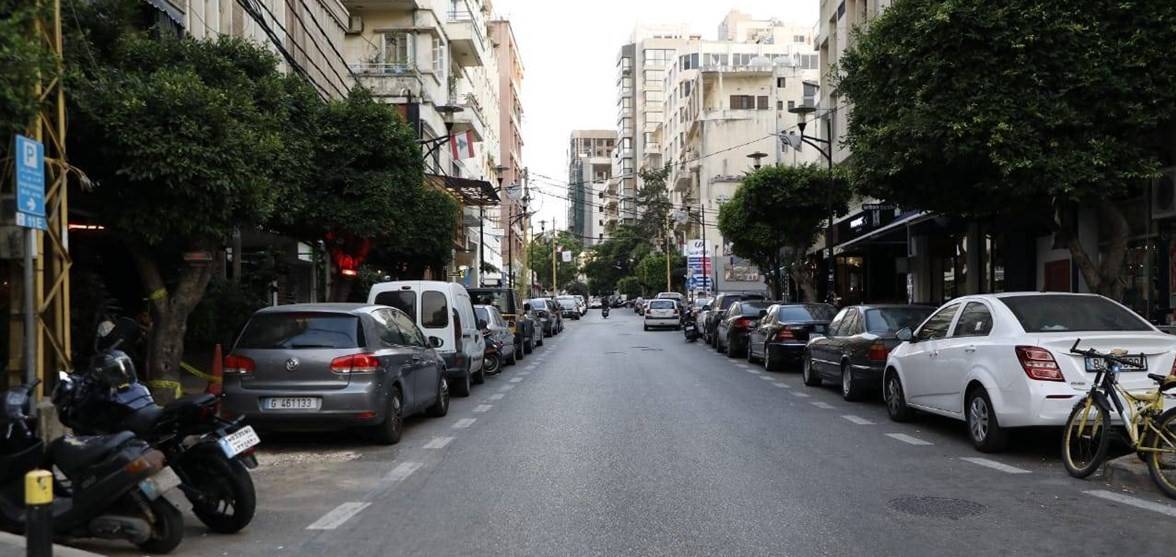 بعد الأحداث الأليمة.. لجنة تجار بدارو: للإقفال التام حداداً اليوم