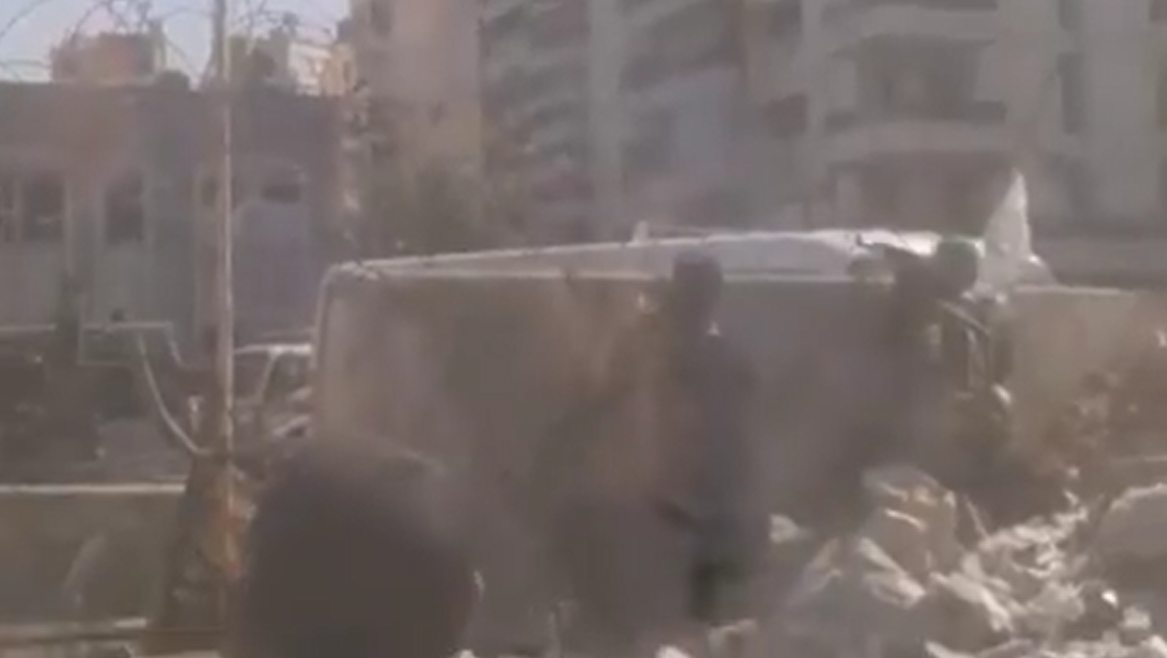 بالفيديو -  الحرب عادت!