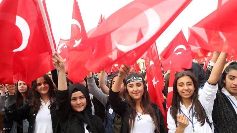 تراجع شعبية حزب أردوغان وسط الشباب