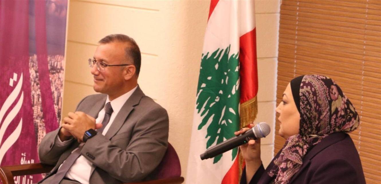 بالصور- قطاع المرأة في "تيار العزم" يستضيف النائب درويش