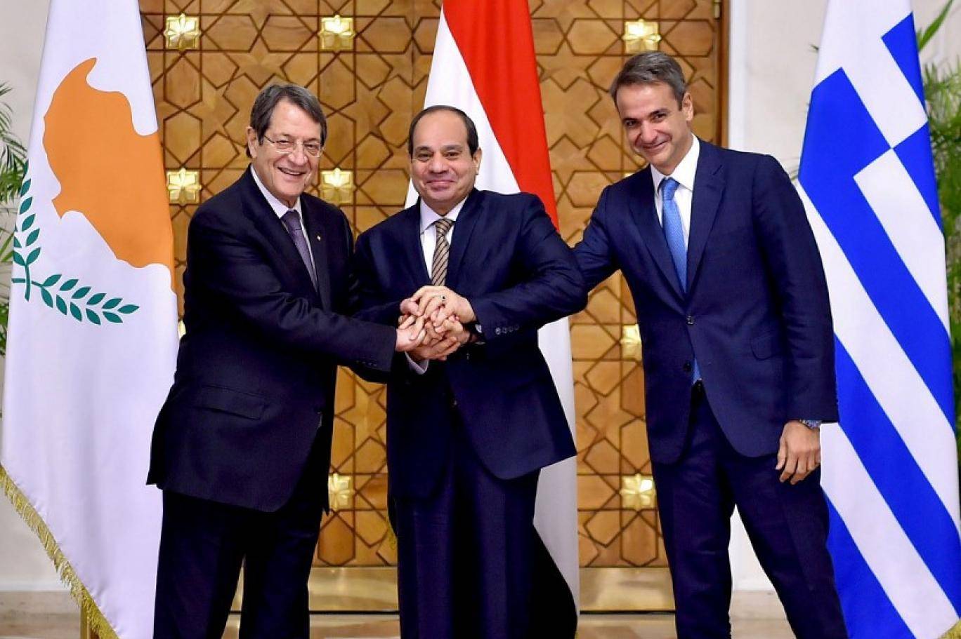توقيع على إتفاق ثلاثي بين مصر و اليونان وقبرص