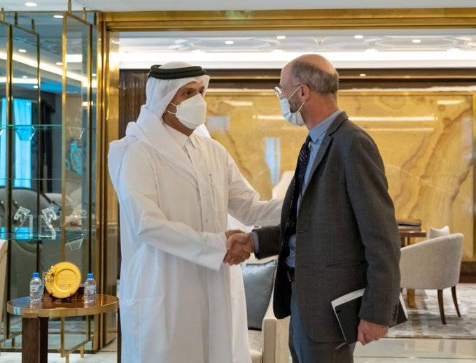 ماذا بحث وزير خارجية قطر مع المبعوث الأميركي الخاص لإيران؟