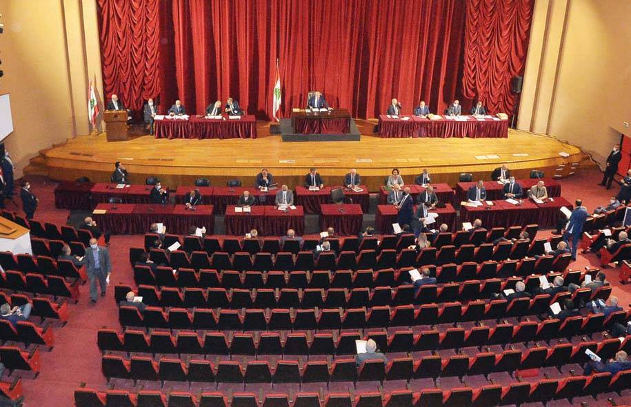 ايها اللبنانيون استعدوا… الانتخابات النيابية في 27 آذار
قتلى وجرحى شمالا… الوضع الامني غير مطمئن في الاشهر الـ5 المقبلة
كرة نار تحقيقات المرفأ بين يدي عبود... ومخاوف من تنازلات «حدودية»!