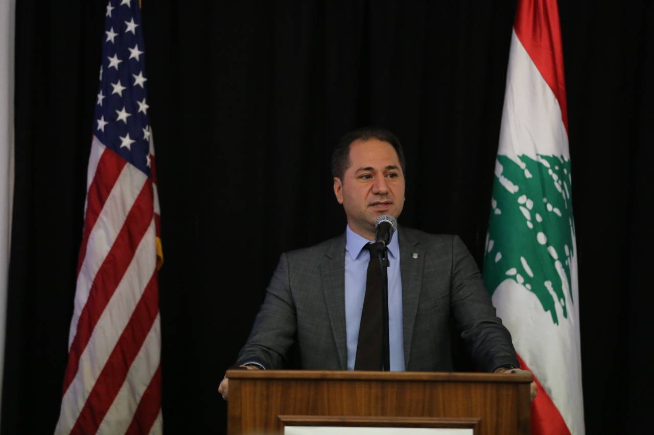 الجميل: اللبنانيون لن يستسلموا ولكننا نحتاج إلى رجال دولة