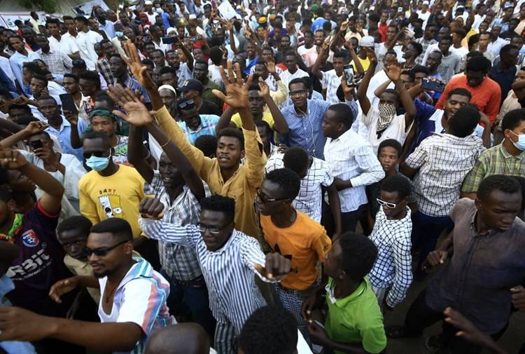 تظاهرات حاشدة في السودان