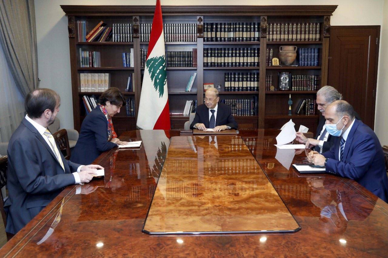ماذا سلّمت السفيرة الفرنسية للرئيس عون؟