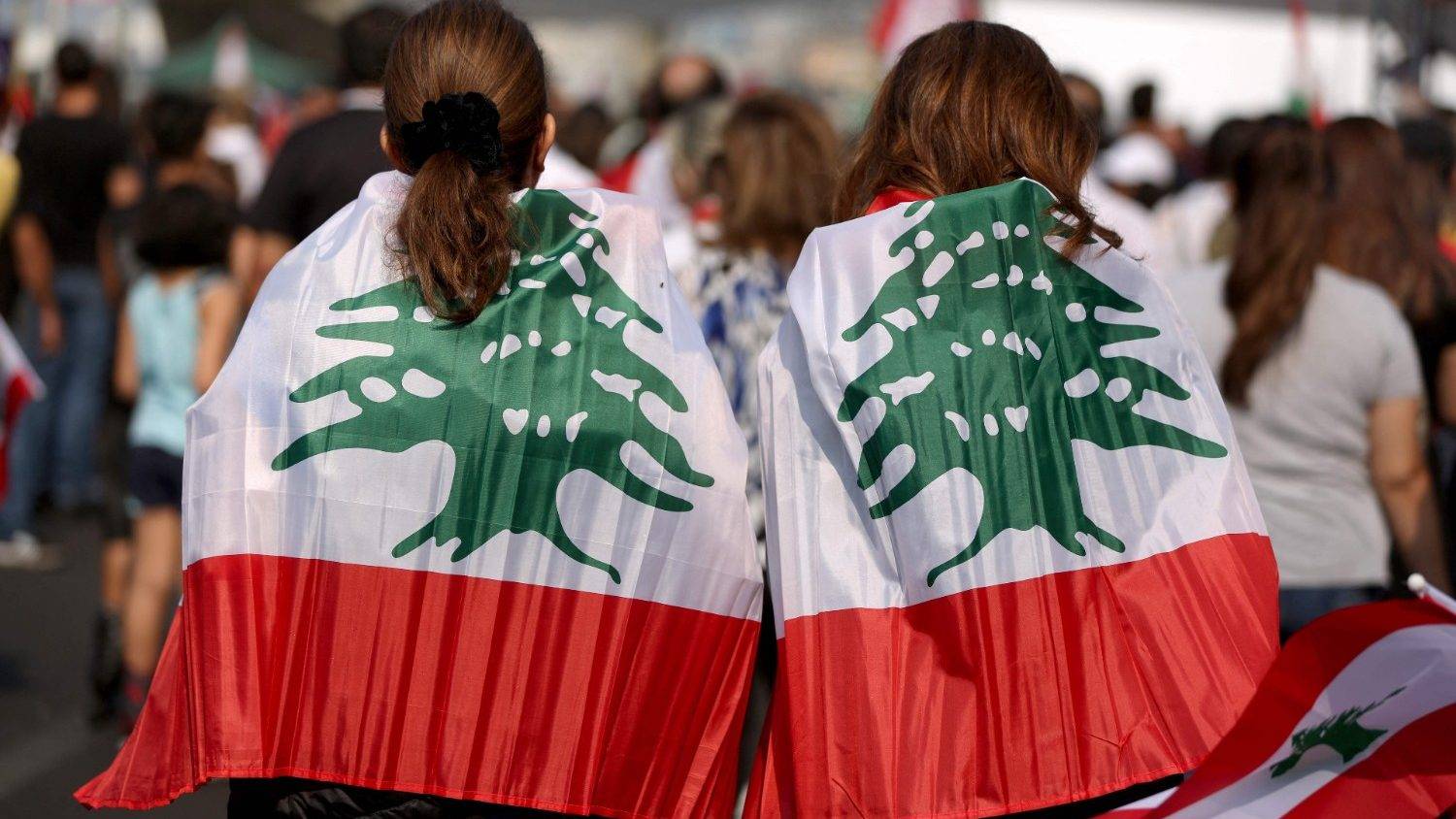 أزمة البيطار عالقة في مجلس القضاء... وميقاتي يفضل حكومة أصيلة على تصريف الأعمال
قانون الانتخاب لمنازلة جديدة في المجلس الخميس والـ «كابيتال كونترول» على الجدول
الوطني الحر اتهمها بالتناغم مع «القوات»... وأمل تردّ : يستغل توقيع الرئيس لتطيير الانتخابات