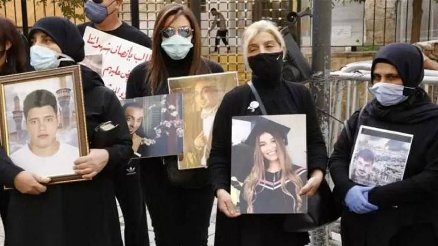 أهالي شهداء وضحايا المرفأ: مصرون على دعمنا للقاضي البيطار
