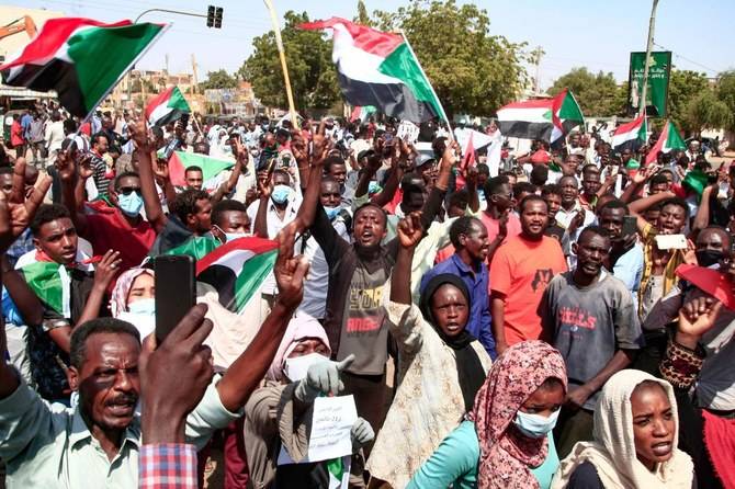 مسؤول سوداني: واشنطن تريد انفجارات بالمنطقة