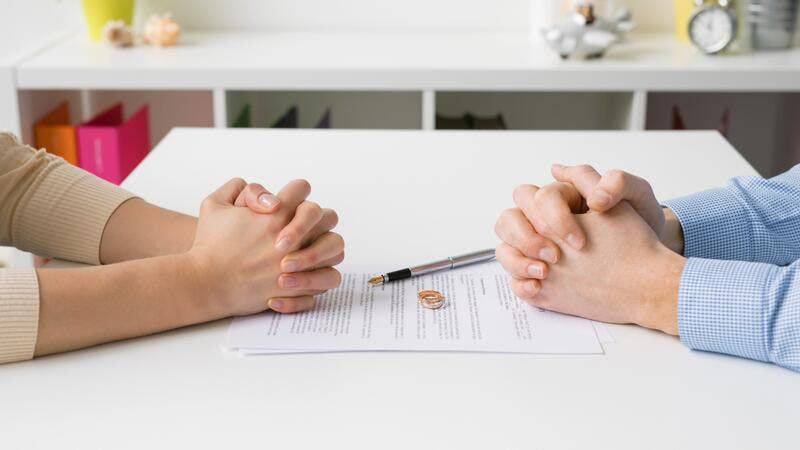"لا زيجة ولا حظ".. تراجع نسبة الزواج والطلاق في لبنان ليلامس 15%