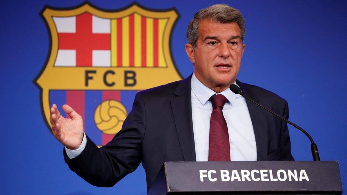 "برشلونة يسابق الزمن"... لابورتا يختار "خليفة" كومان