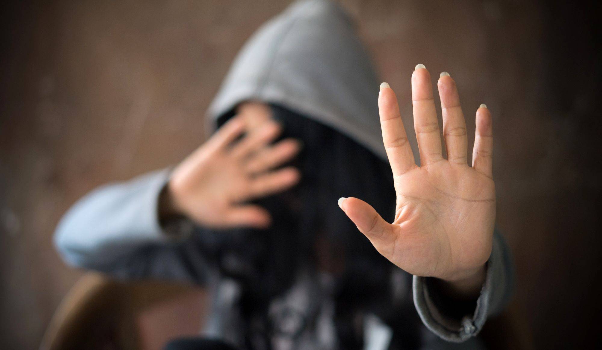 تحرشا بقاصرتين سوريتين في شويا.. وهذا ما حلّ بهما!