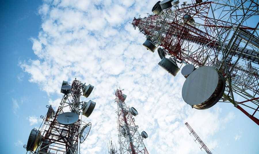 هل يوقف المازوت قطاع الاتصالات؟