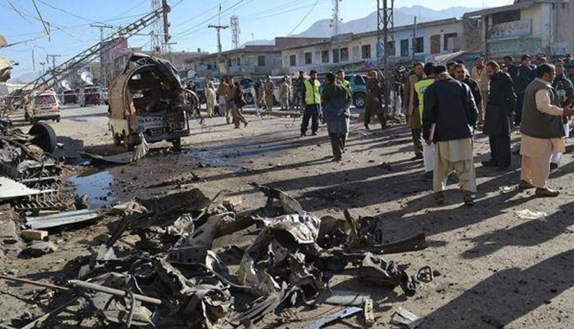 إصابة 13 شخصا في انفجار استهدف قوات الأمن في باكستان