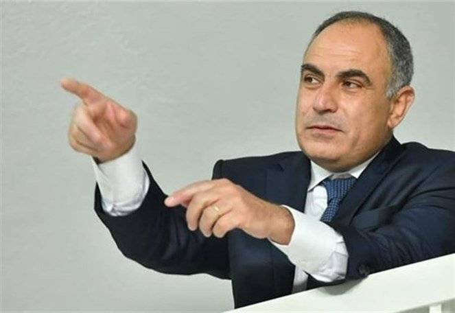 أسود: اليوم عون يدفع فاتورة هذه السياسة!
