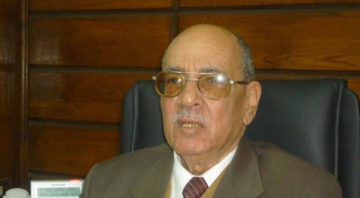 وفاة سياسي كبير مخضرم في مصر
