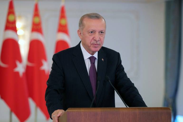 "بشكل مفاجئ"... أردوغان يعود لتركيا بدلا من غلاسكو