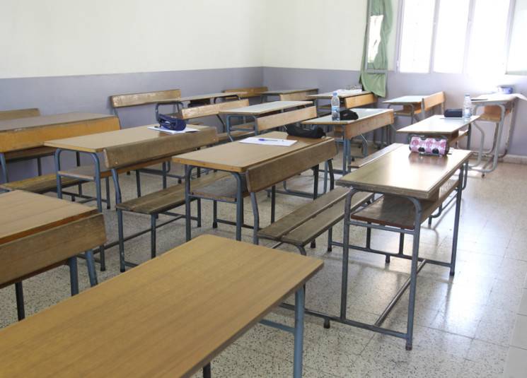 معلمو الثانوي يعلقون اضرابهم