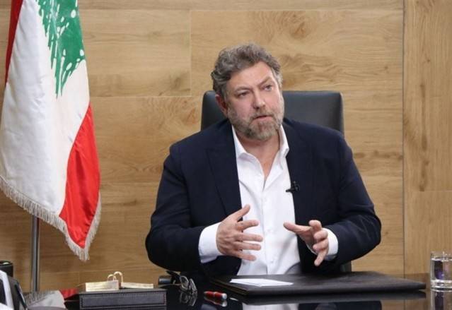 انخفاض كارثي في عدد المضمونين.. افرام: أين البطاقة التمويلية؟