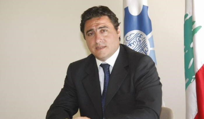 زمكحل: السياسيون في لبنان هم الاسوأ