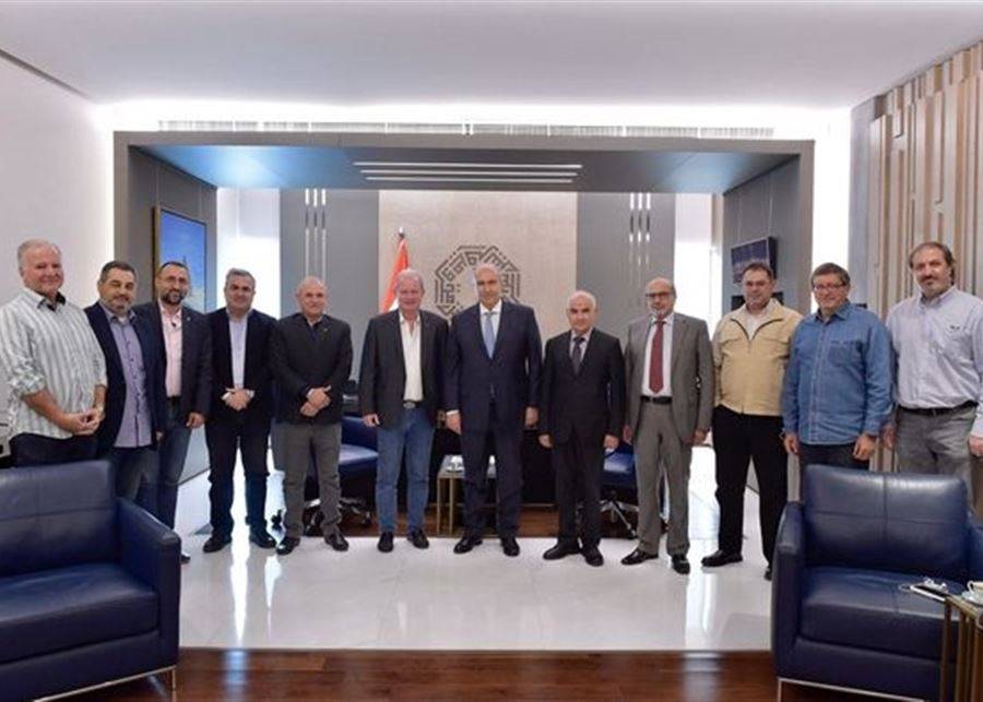 مخزومي يلتقي وفد من الجبهة السيادية الوطنية... وهذا ما تمّ بحثه