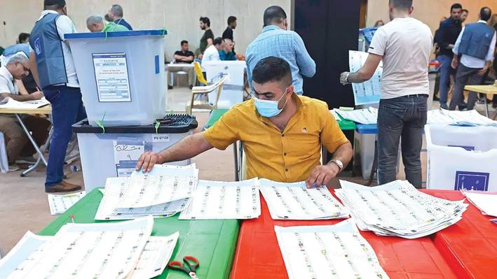 تواصل إعادة الفرز اليدوي للانتخابات
السيستاني: لست طرفا في محادثات لتشكيل الحكومة