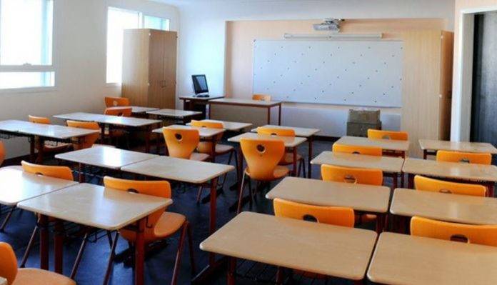 "رابطة أساتذة التعليم المهني والتقني":
لا عودة للتدريس حتى تحقيق المطالب
