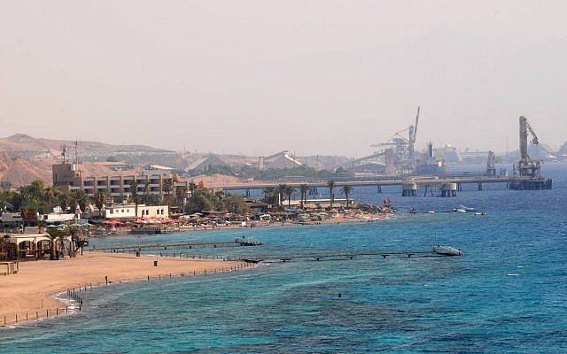 حادث أمني نادر.. ماذا جرى قبالة ميناء إيلات؟