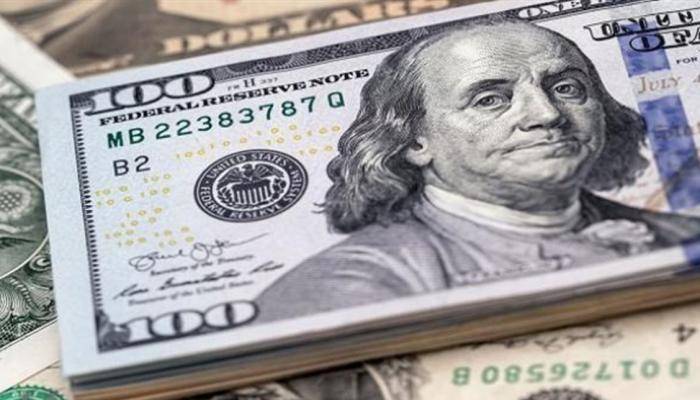كيف افتتح سعر صرف الدولار في السوق السوداء صباحاً؟