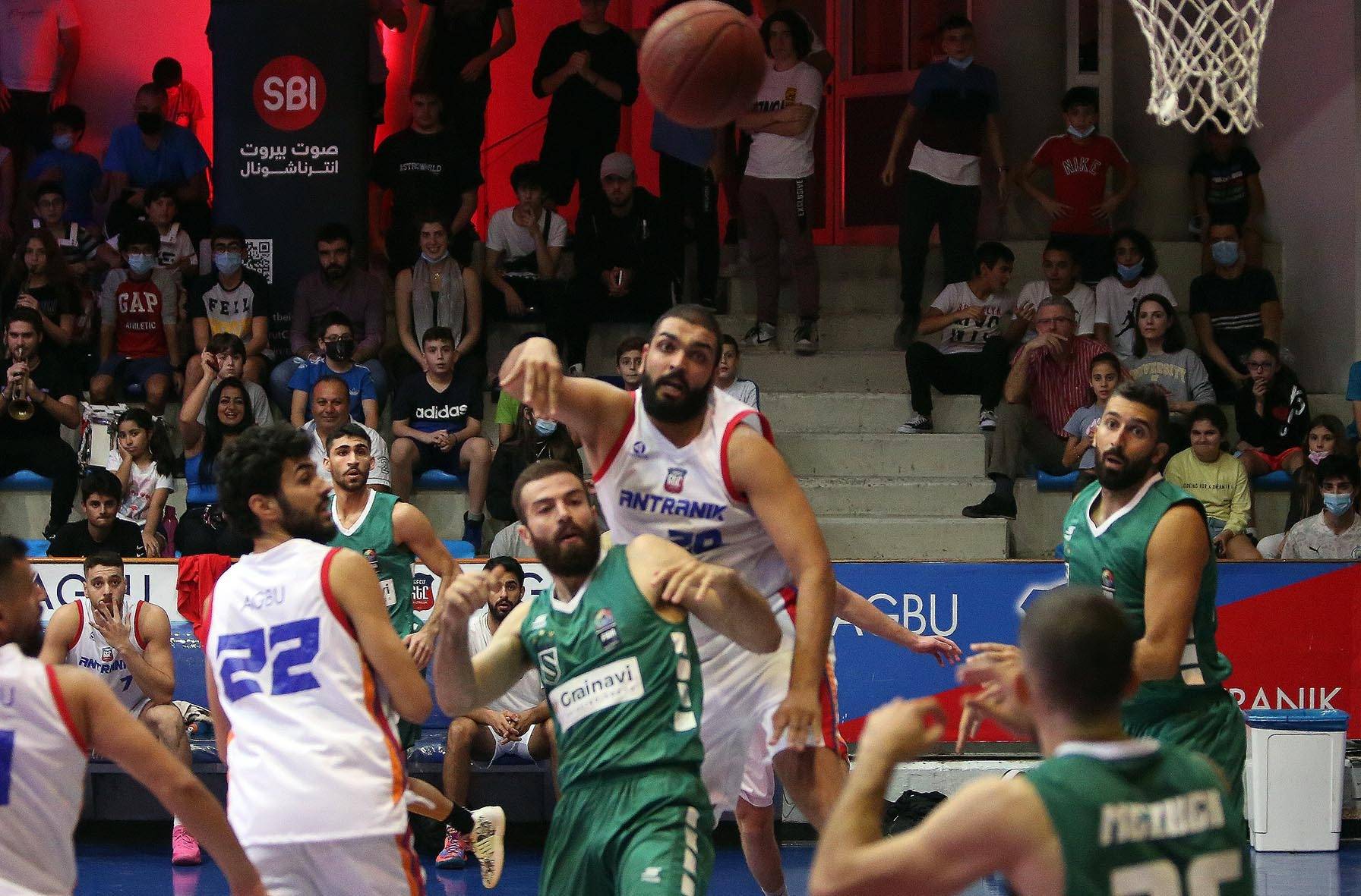 بطولة لبنان : الحكمة يقلب الطاولة على الانترانيك (84-76)