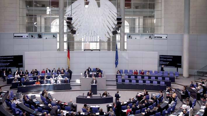 عملية تشكيل ائتلاف حكومي في ألمانيا متعثرة: خلافات على الحقائب الوزارية