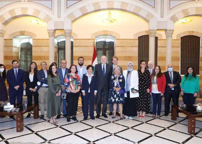 ميقاتي عرض ورشدي استراتيجيّة
تعافي لبنان والتنمية المستدامة