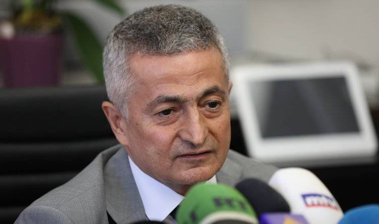 الخليل يبحث مع شوتر تعزيز الحماية الاجتماعية