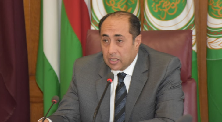 زيارة وفد الجامعة العربية مكانك راوح
وترقب لما ستفضي إليه الأيام المقبلة