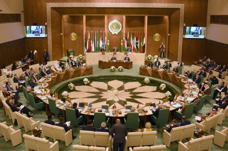 ليست عودة سوريا الى الجامعة العربية بل عودة عرب قاطعوها اليها
قراءة خاطئة للازمة السورية يجري الرجوع عنها بتموضع جديد