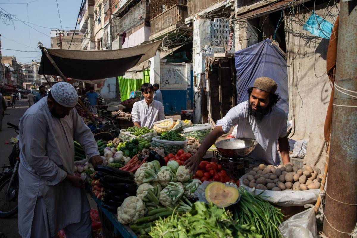 خفض الإنفاق العام سينهش من الاقتصاد العالمي في 2022