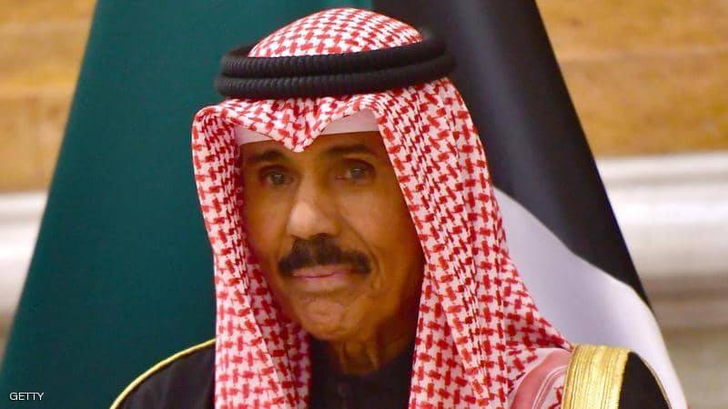 أمير الكويت يوكل بعض مهامه لولي العهد