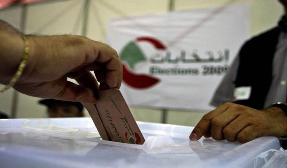 بعض مجموعات الحراك الشعبي تعمل على تسجيل فئة محددة من المغتربين