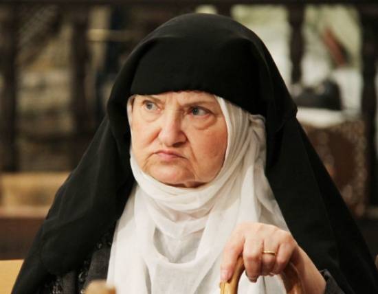 "حالتها تستدعي المراقبة"... الممثلة السورية القديرة أنطوانيت نجيب تدخل الى المستشفى!